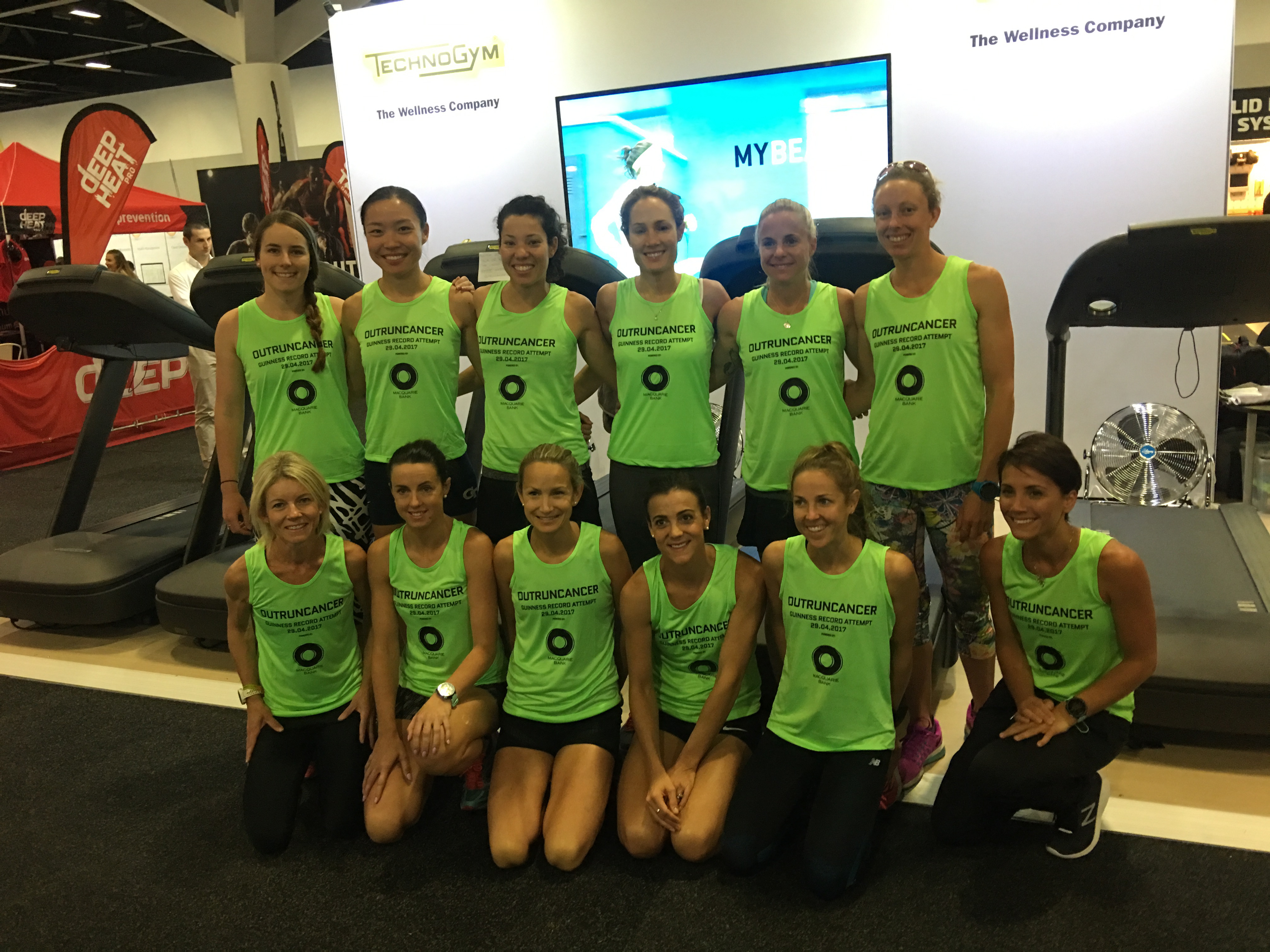 Guinness World Record. Female Team